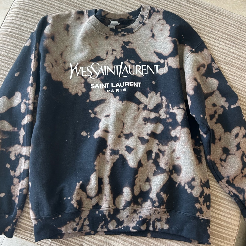 Tie dye sweatshirt